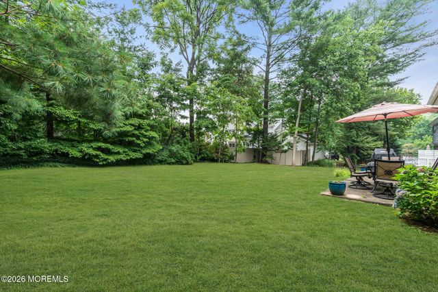 343 River Road, Fair Haven, NJ 07704