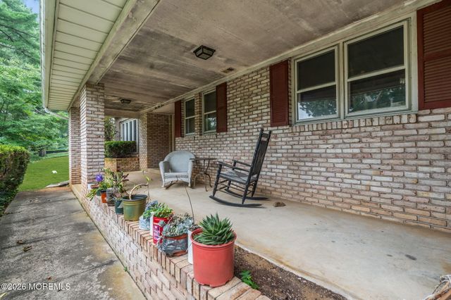 343 River Road, Fair Haven, NJ 07704