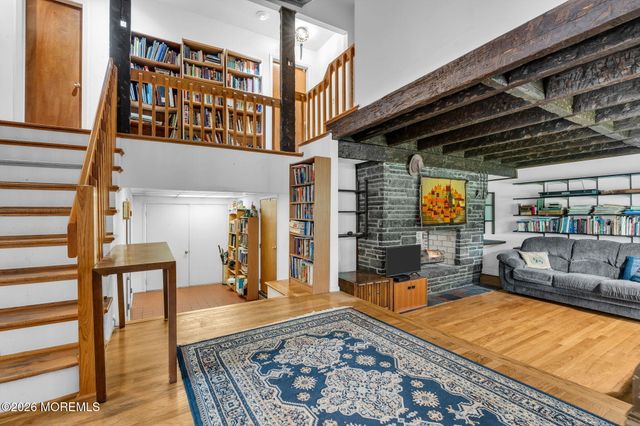 343 River Road, Fair Haven, NJ 07704