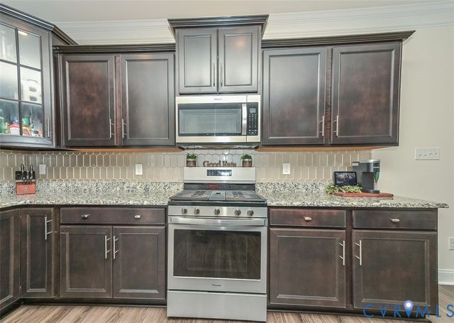 7105 Ravenscraig Cres, Henrico, VA 23231