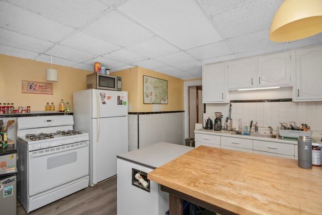 14 Tower St, Somerville, MA 02143