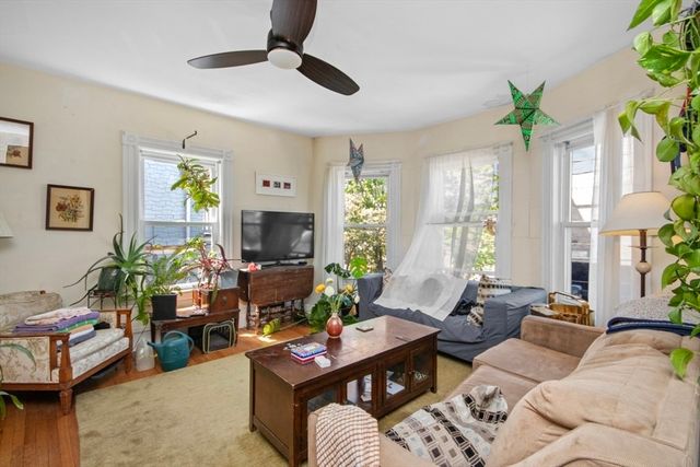 14 Tower St, Somerville, MA 02143