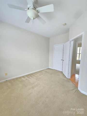 15224 Coventry Court Lane, Charlotte, NC 28277