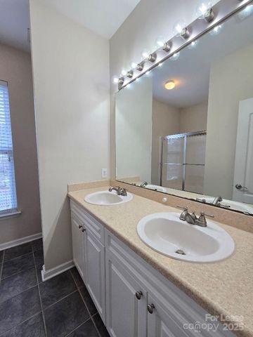 15224 Coventry Court Lane, Charlotte, NC 28277