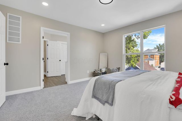 632 E 2nd Avenue, Columbus, OH 43201
