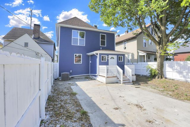 632 E 2nd Avenue, Columbus, OH 43201