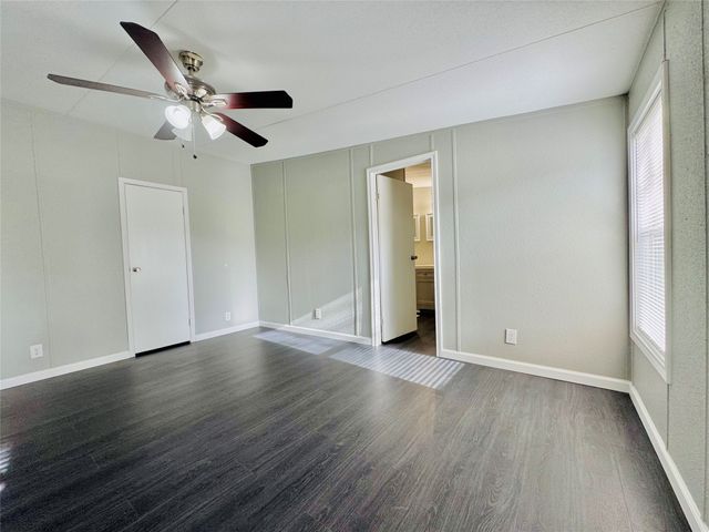 129 Salt Flat Court, Springtown, TX 76082