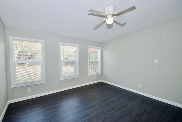129 Salt Flat Court, Springtown, TX 76082