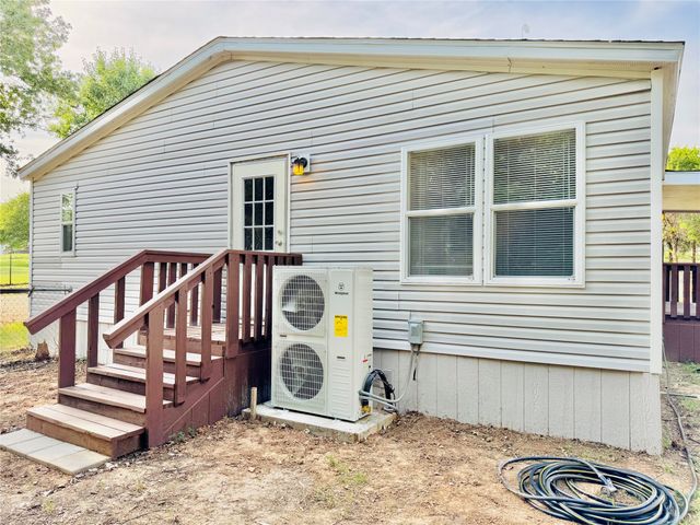 129 Salt Flat Court, Springtown, TX 76082