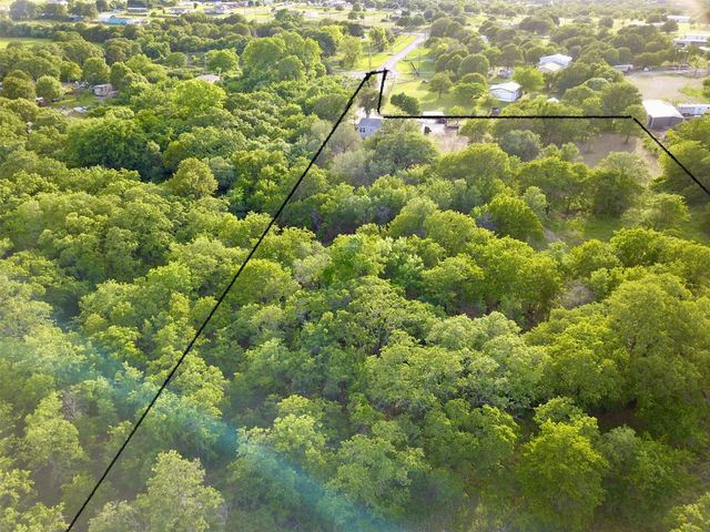 129 Salt Flat Court, Springtown, TX 76082