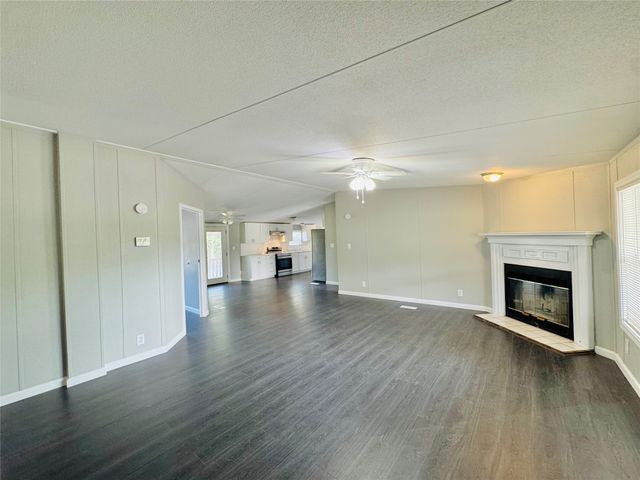 129 Salt Flat Court, Springtown, TX 76082