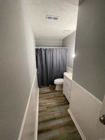 105 Wells Fargo Trl, Jacksonville, AR 72076