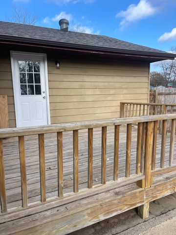 105 Wells Fargo Trl, Jacksonville, AR 72076