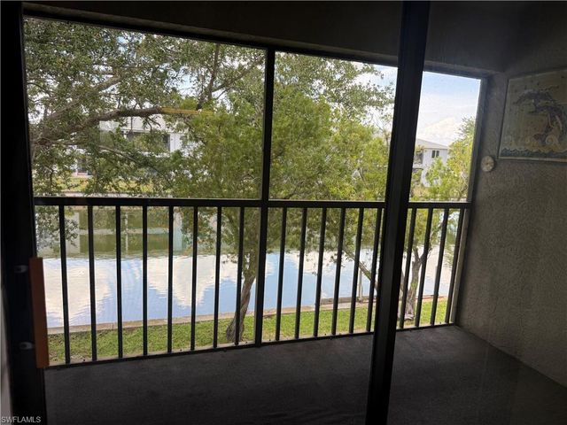 642 SE 13th PL 5, Cape Coral, FL 33990