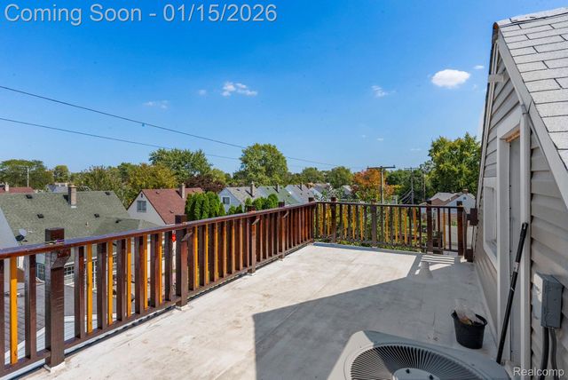 868 Mill Street, Lincoln Park, MI 48146