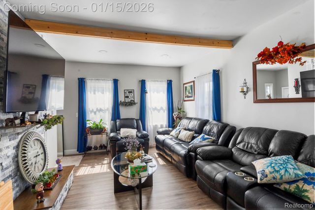 868 Mill Street, Lincoln Park, MI 48146