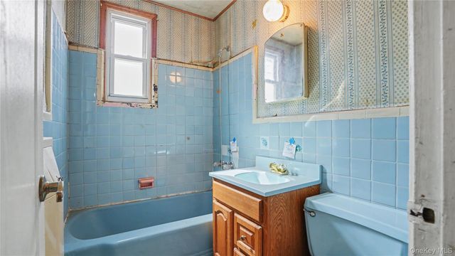5353 61st Street, Maspeth, NY 11378