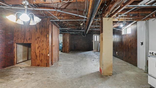 5353 61st Street, Maspeth, NY 11378