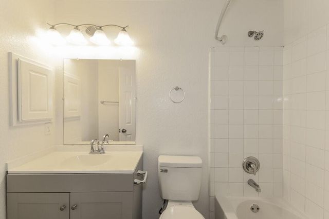 4703 Montclair Hill Lane, Fresno, TX 77545