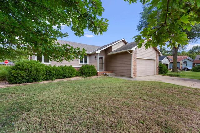 8803 W 18th Ct N, Wichita, KS 67212