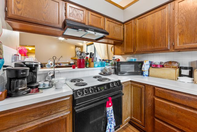 8803 W 18th Ct N, Wichita, KS 67212