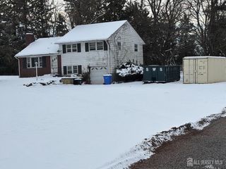 1408 How Lane, North Brunswick, NJ 08902