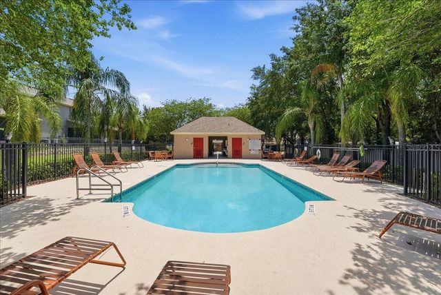 5427 LEIGHTON LANE, Oviedo, FL 32765