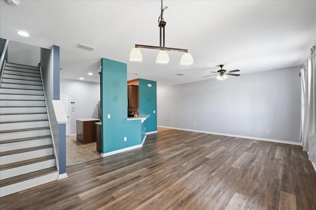5427 LEIGHTON LANE, Oviedo, FL 32765