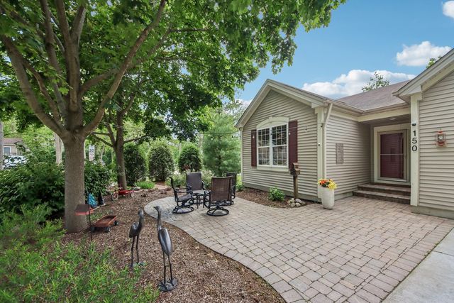 150 Forest Avenue, Fox Lake, IL 60020