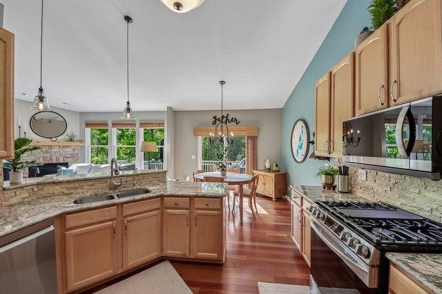 150 Forest Avenue, Fox Lake, IL 60020