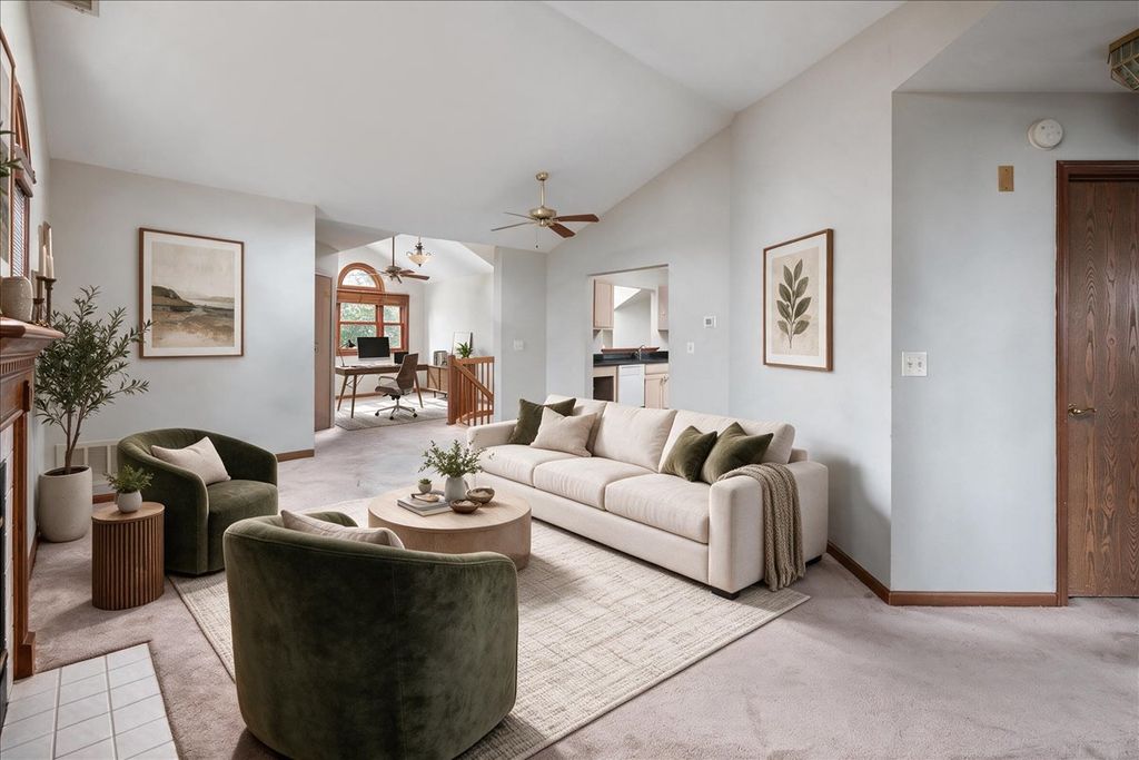 1272 TENNYSON Lane 1272, Naperville, IL 60540 — photo 5