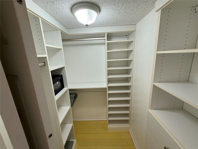 1250 N PORTOFINO DRIVE 202, Sarasota, FL 34242