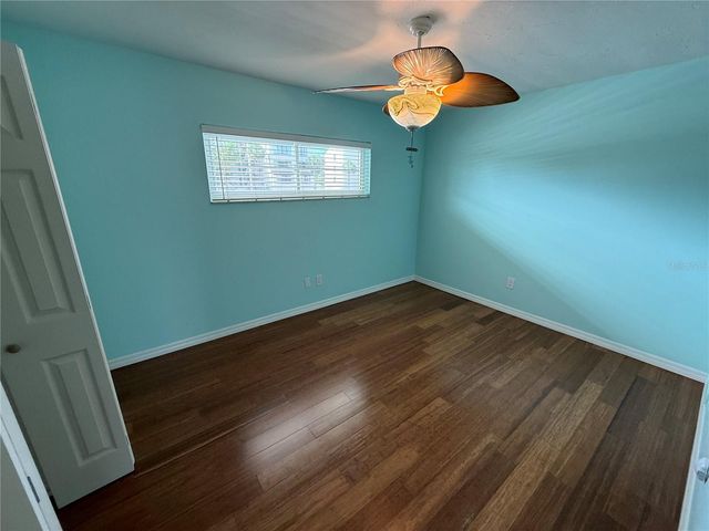 1250 N PORTOFINO DRIVE 202, Sarasota, FL 34242