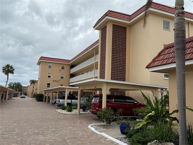 1250 N PORTOFINO DRIVE 202, Sarasota, FL 34242