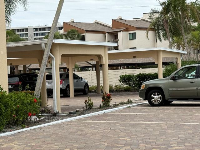 1250 N PORTOFINO DRIVE 202, Sarasota, FL 34242