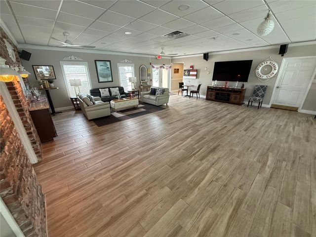 1250 N PORTOFINO DRIVE 202, Sarasota, FL 34242