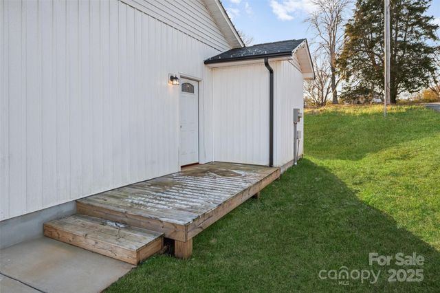 177 Duke Street, Granite Falls, NC 28630