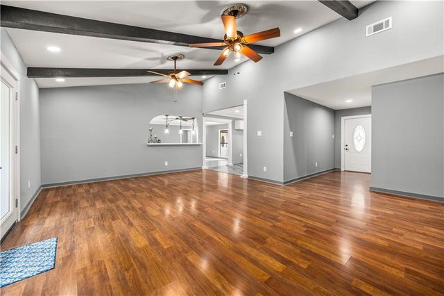 4410 WALDEN Drive, Pineville, LA 71360