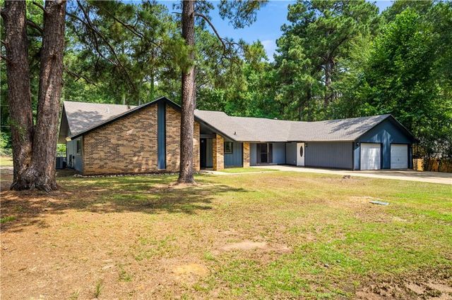 4410 WALDEN Drive, Pineville, LA 71360