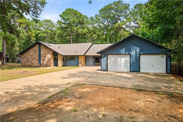 4410 WALDEN Drive, Pineville, LA 71360