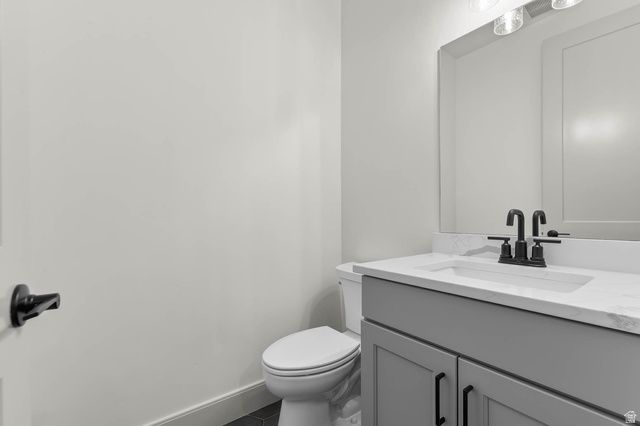 562 W COYOTE RIDGE RD, Grantsville, UT 84029