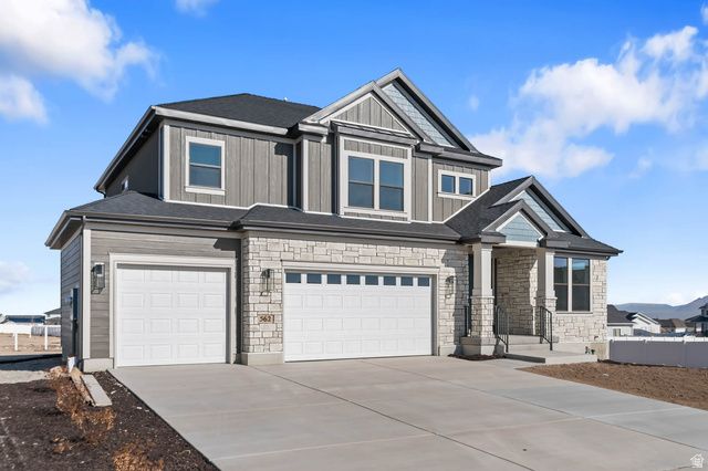 562 W COYOTE RIDGE RD, Grantsville, UT 84029