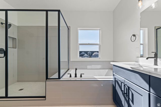 562 W COYOTE RIDGE RD, Grantsville, UT 84029