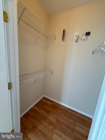 1601 SPRING GATE DR #1212, Mclean, VA 22102