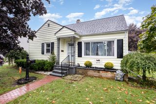 2209 32nd Street, Bay City, MI 48708