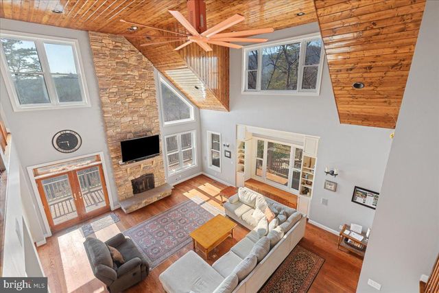 1406 PANHANDLE RD, Bentonville, VA 22610