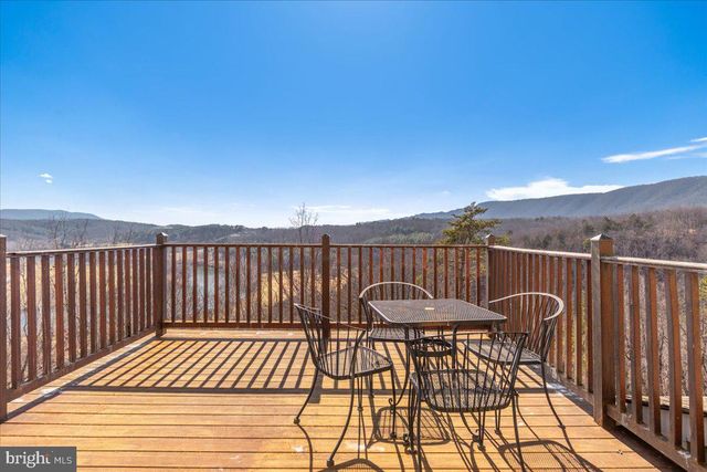 1406 PANHANDLE RD, Bentonville, VA 22610