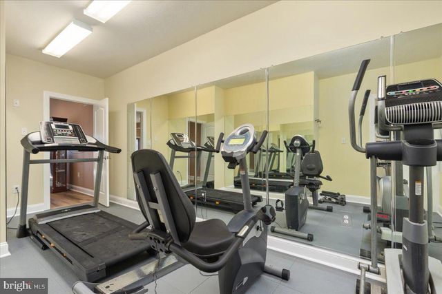1406 PANHANDLE RD, Bentonville, VA 22610