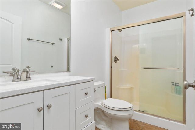 1406 PANHANDLE RD, Bentonville, VA 22610