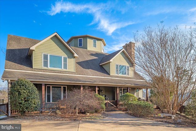 1406 PANHANDLE RD, Bentonville, VA 22610
